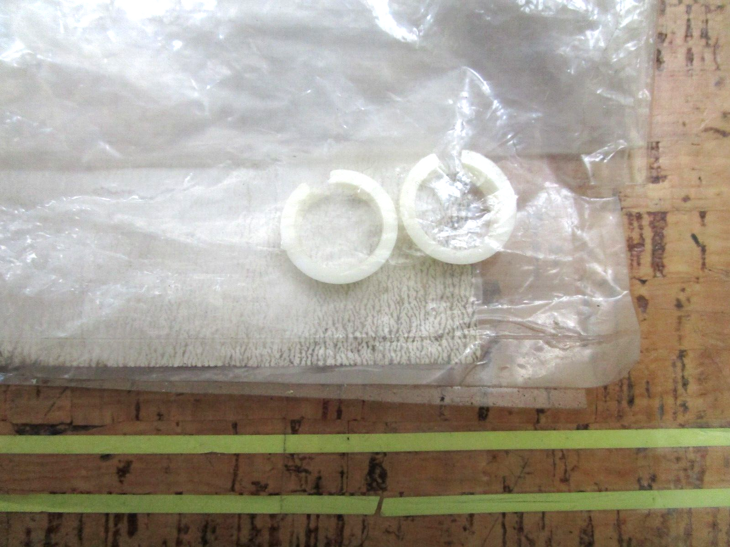 *NEW OEM* (LOT OF 2) 0750 OMC Johnson Evinrude BUSHING 318248 0318248