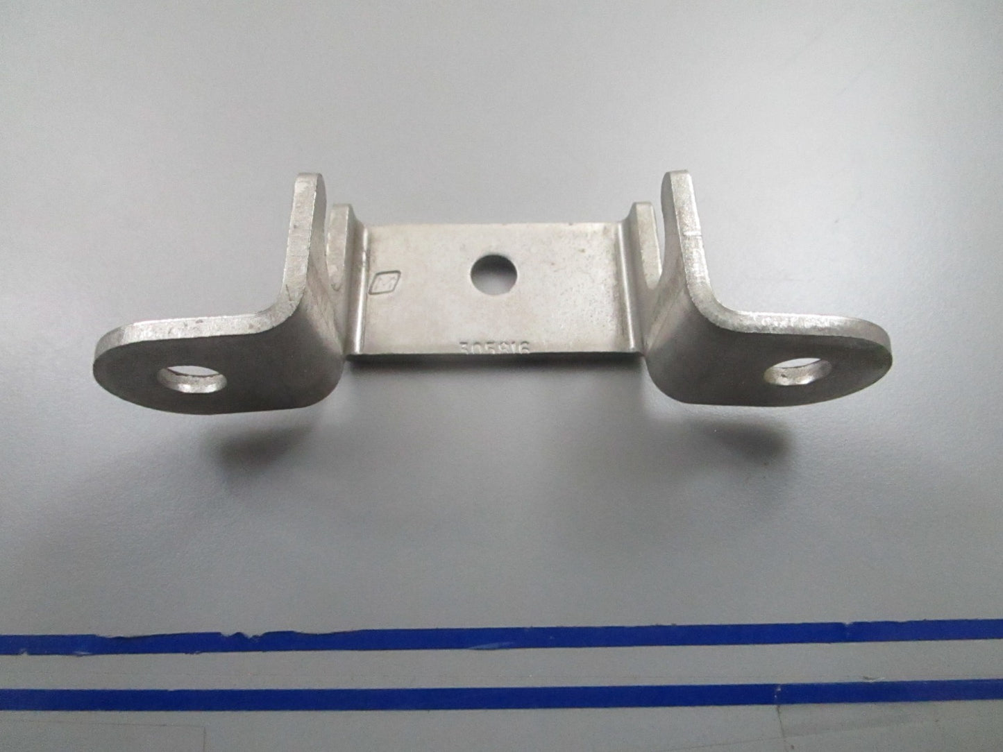 *NEW OEM* 0810 OMC Johnson Evinrude Steering Connector 305816 0305816