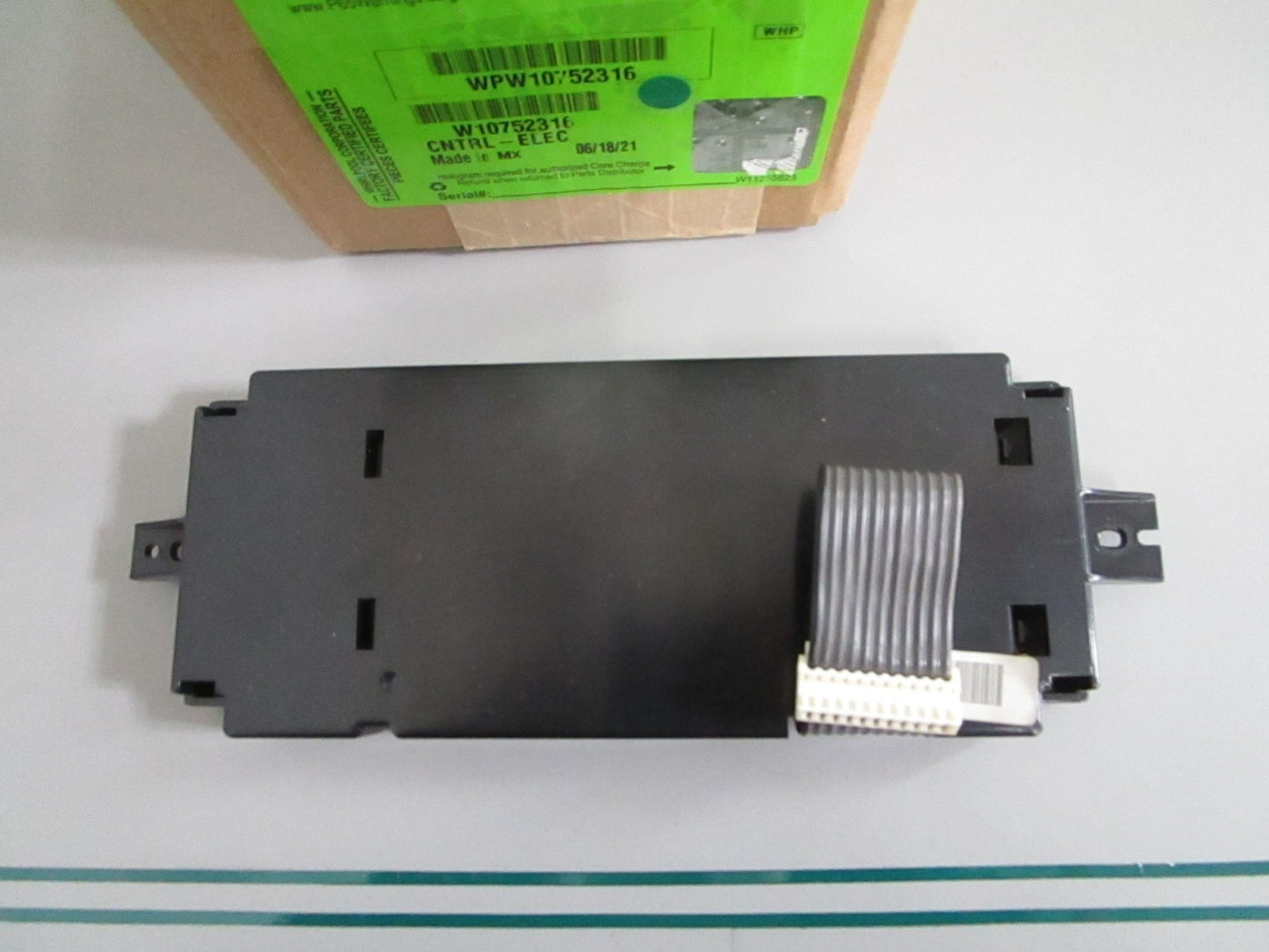 Whirlpool WPW10752316 NEW OEM Range Oven Electronic Control Board NOS Part 0820