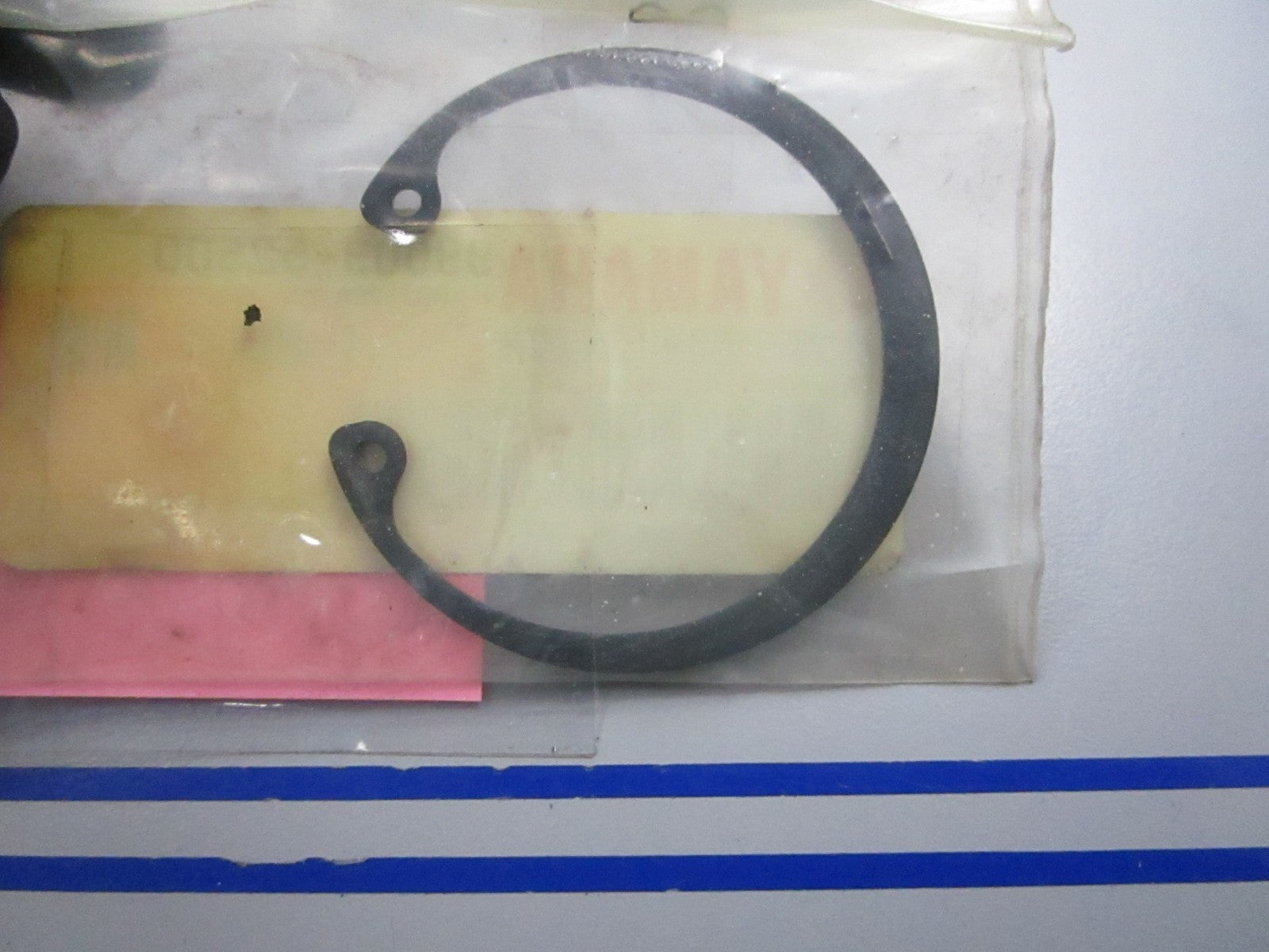 NEW OEM 99009-52500-00 Yamaha Circlip 0810