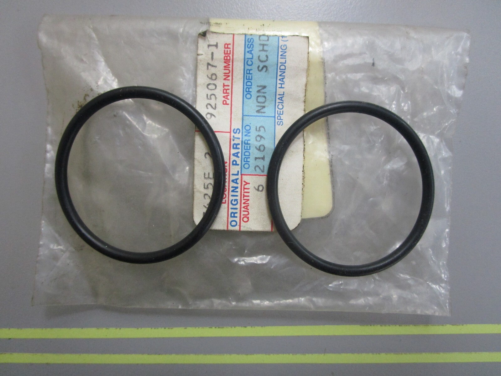 *NEW OEM* (LOT OF 2) 0810 Volvo Penta O-Ring 925067