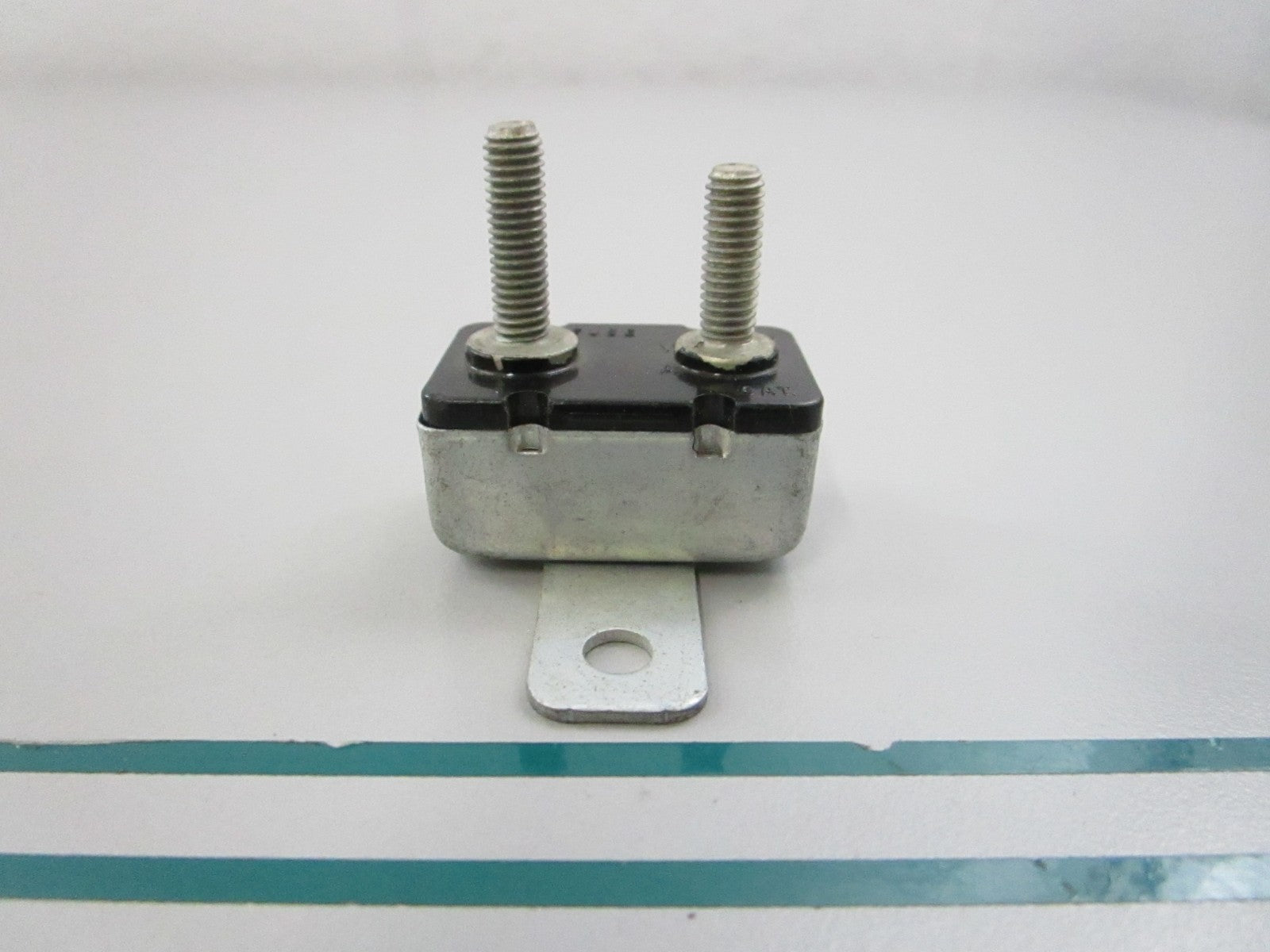 NEW OEM 975098 0975098 OMC Johnson Evinrude Fuse 0810