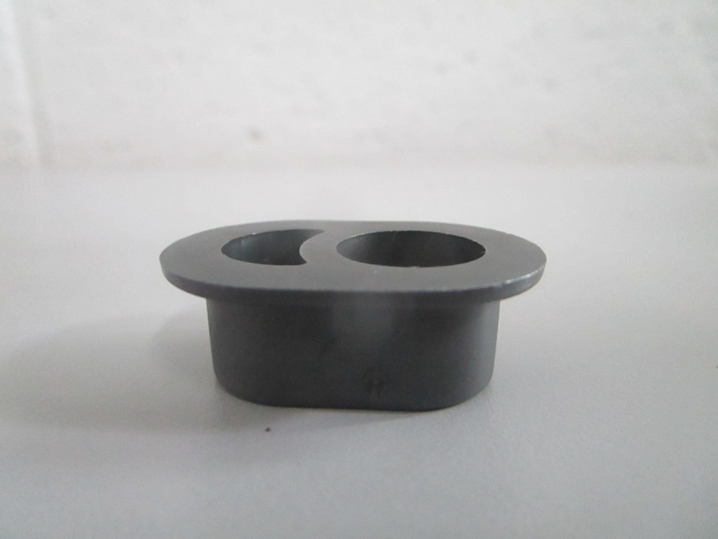 NEW OEM (LOT OF 4) 293900010 Sea-Doo Venturi Plastic Bushing 0820