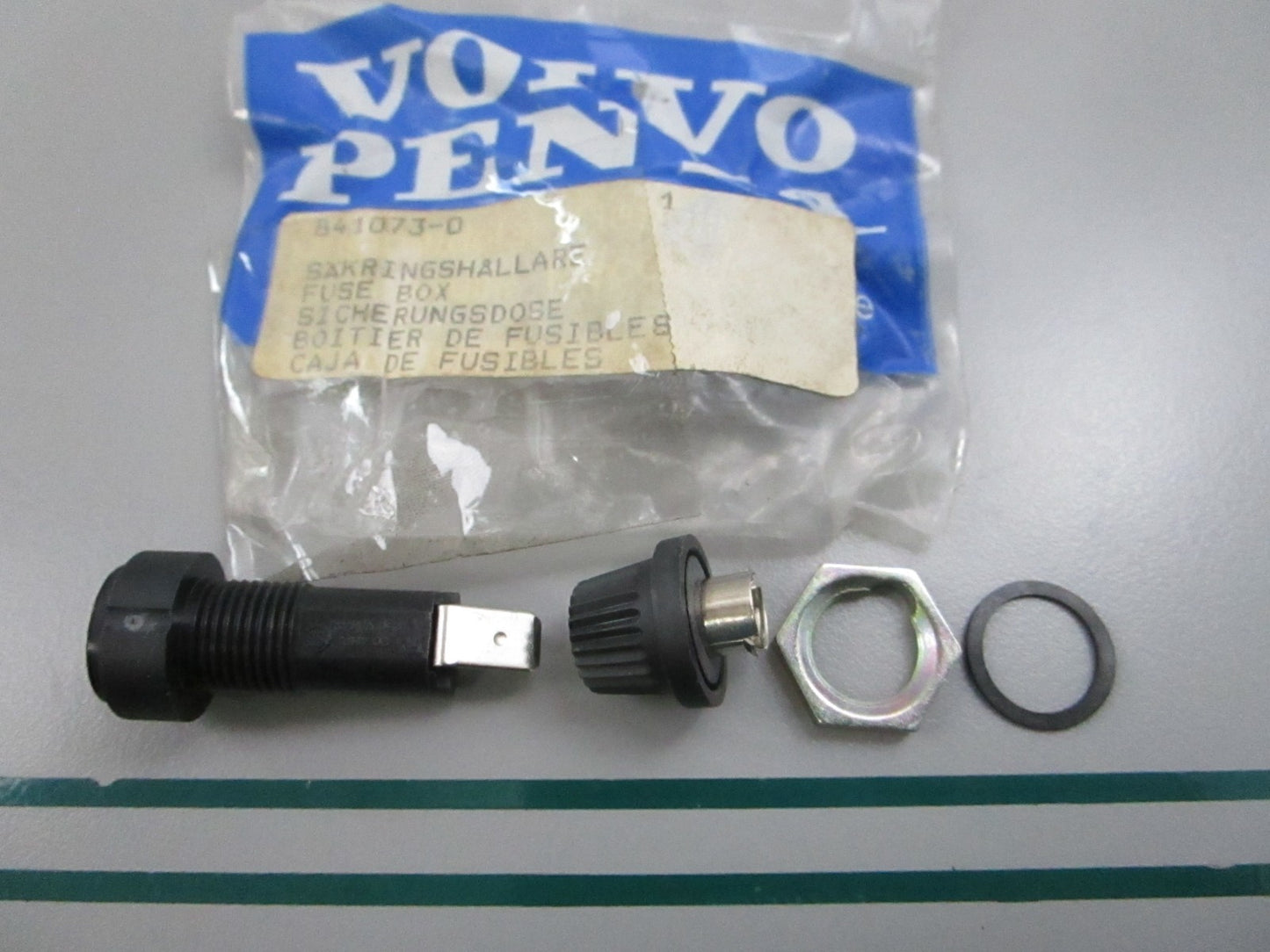 NEW OEM 841073 Volvo Penta Fuse Holder 0810