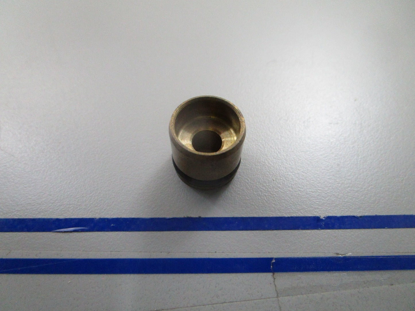 *NEW OEM* 0810 OMC Johnson Evinrude Bushing & O-Ring 391117 0391117