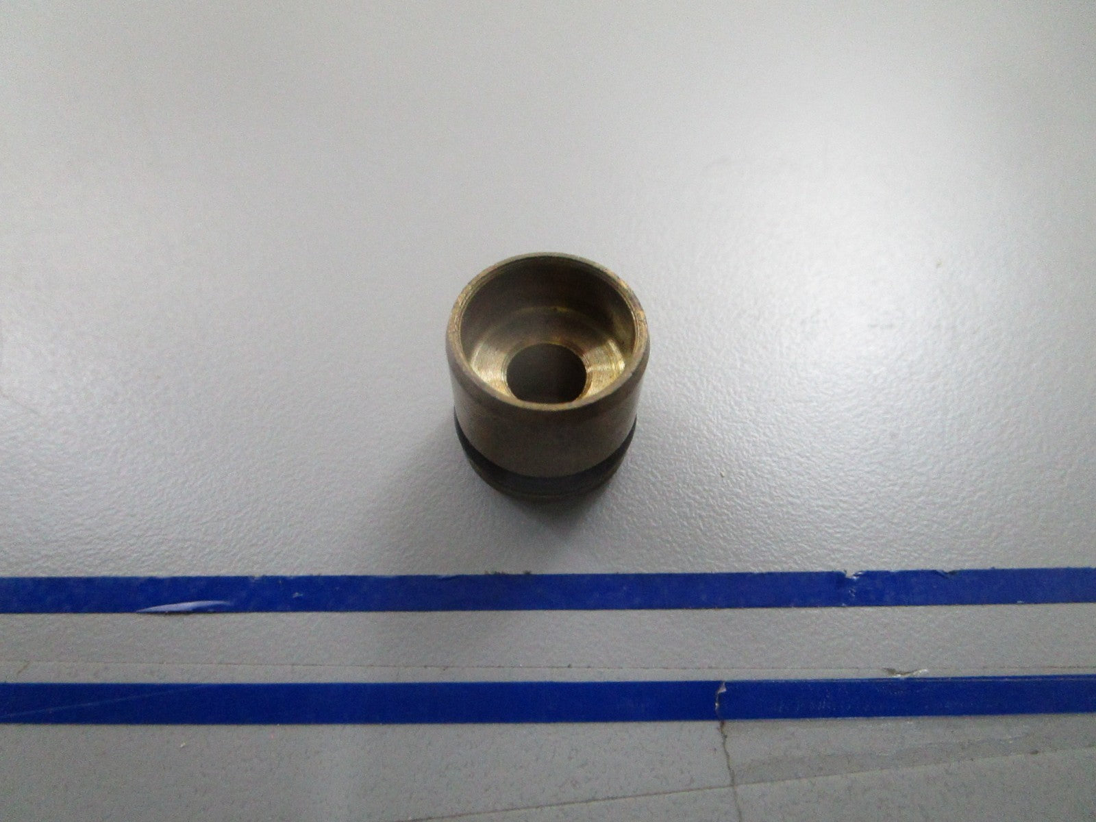 *NEW OEM* 0810 OMC Johnson Evinrude Bushing & O-Ring 391117 0391117