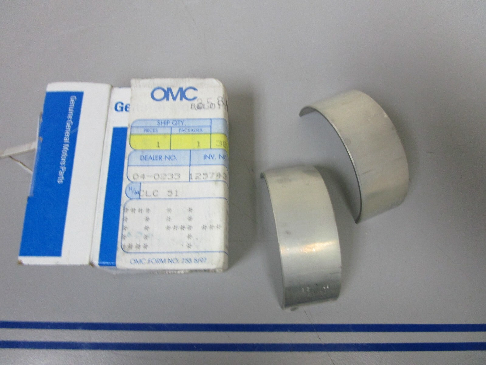 *NEW OEM* 0810 OMC Johnson Evinrude Bearing 3853153