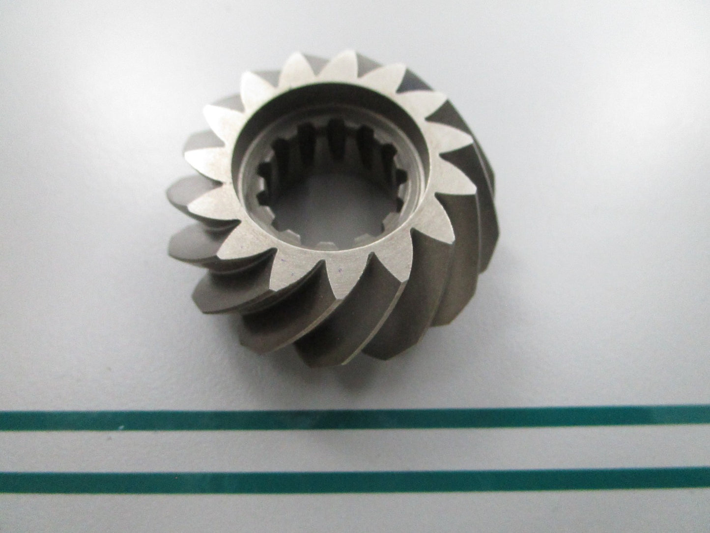 NEW OEM 47-49866-2 Mercury Force 15T Gear 0810