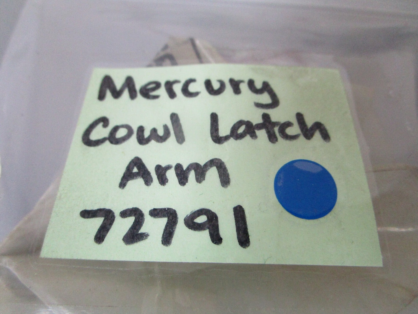 *NEW OEM* 0810 Mercury Quicksilver Cowl Latch Arm 72791