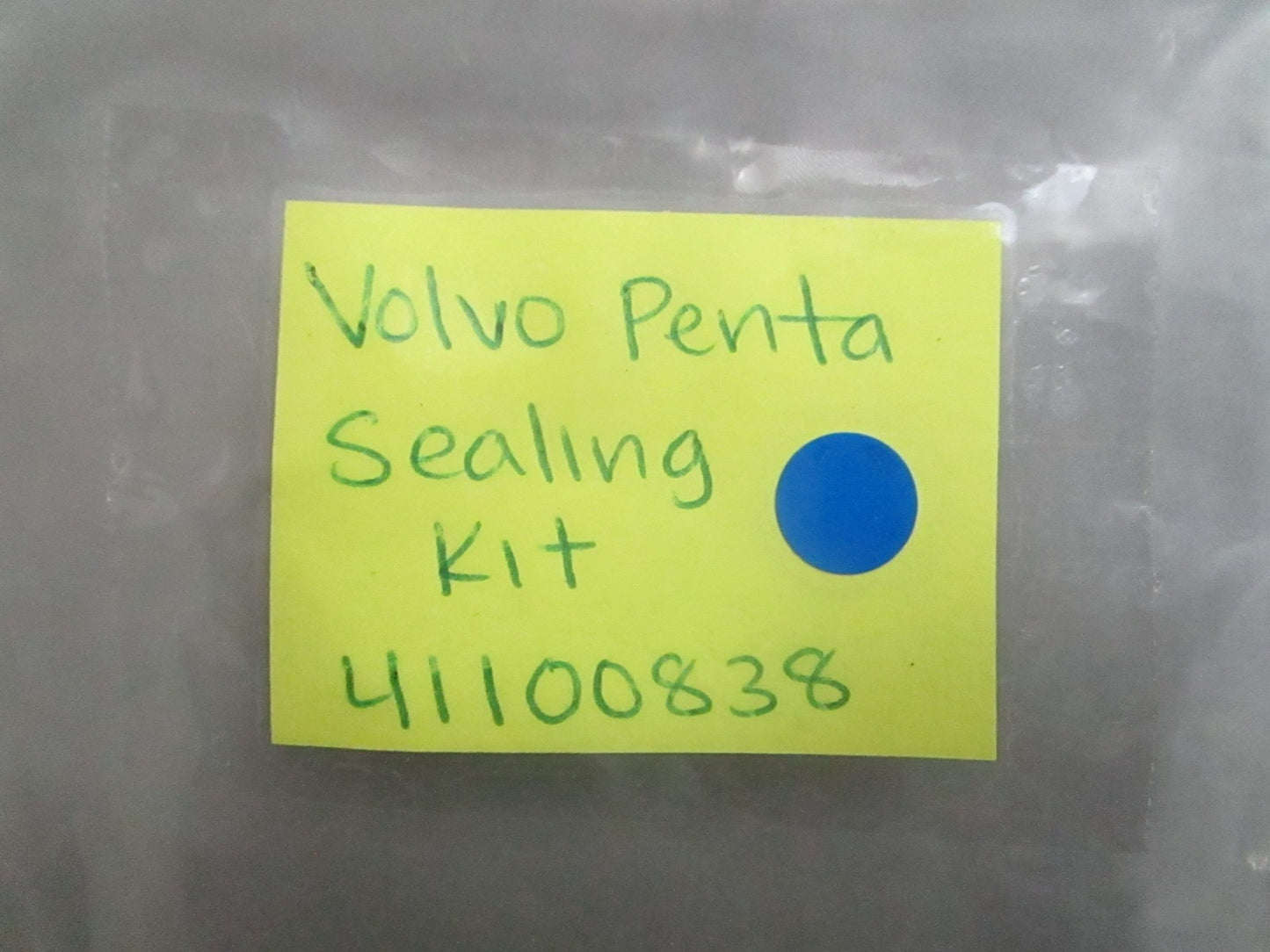 *NEW OEM* 0820 Volvo Penta Sealing Kit 41100838