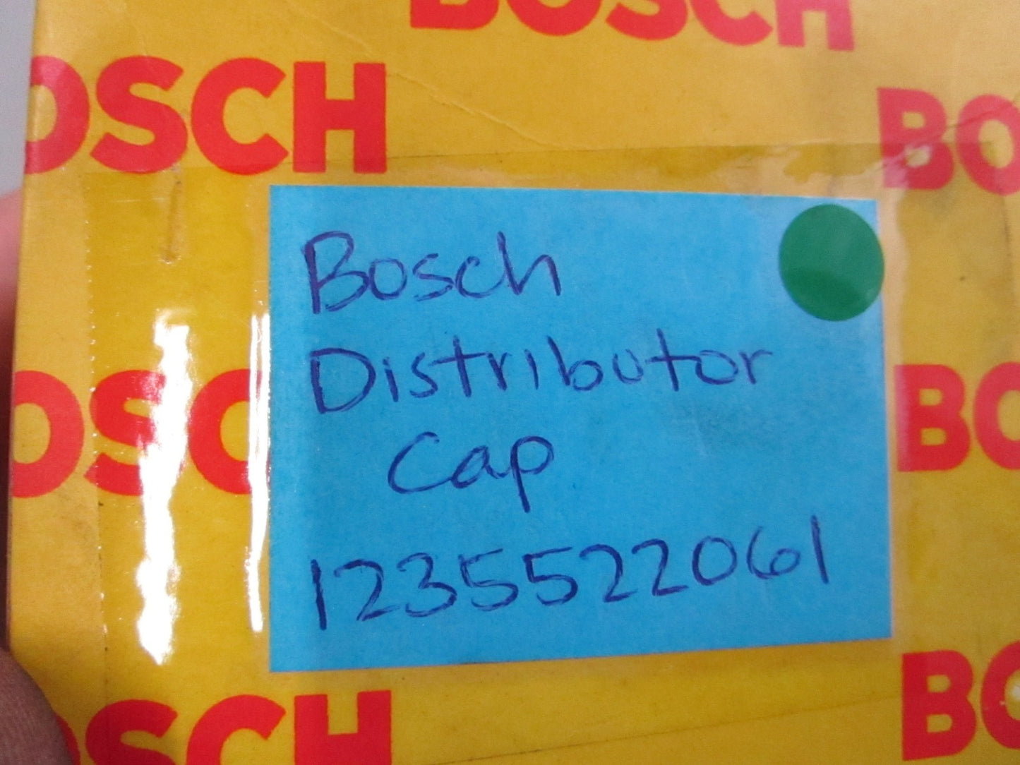 NEW OEM 1235522061 Distributor Cap  0810