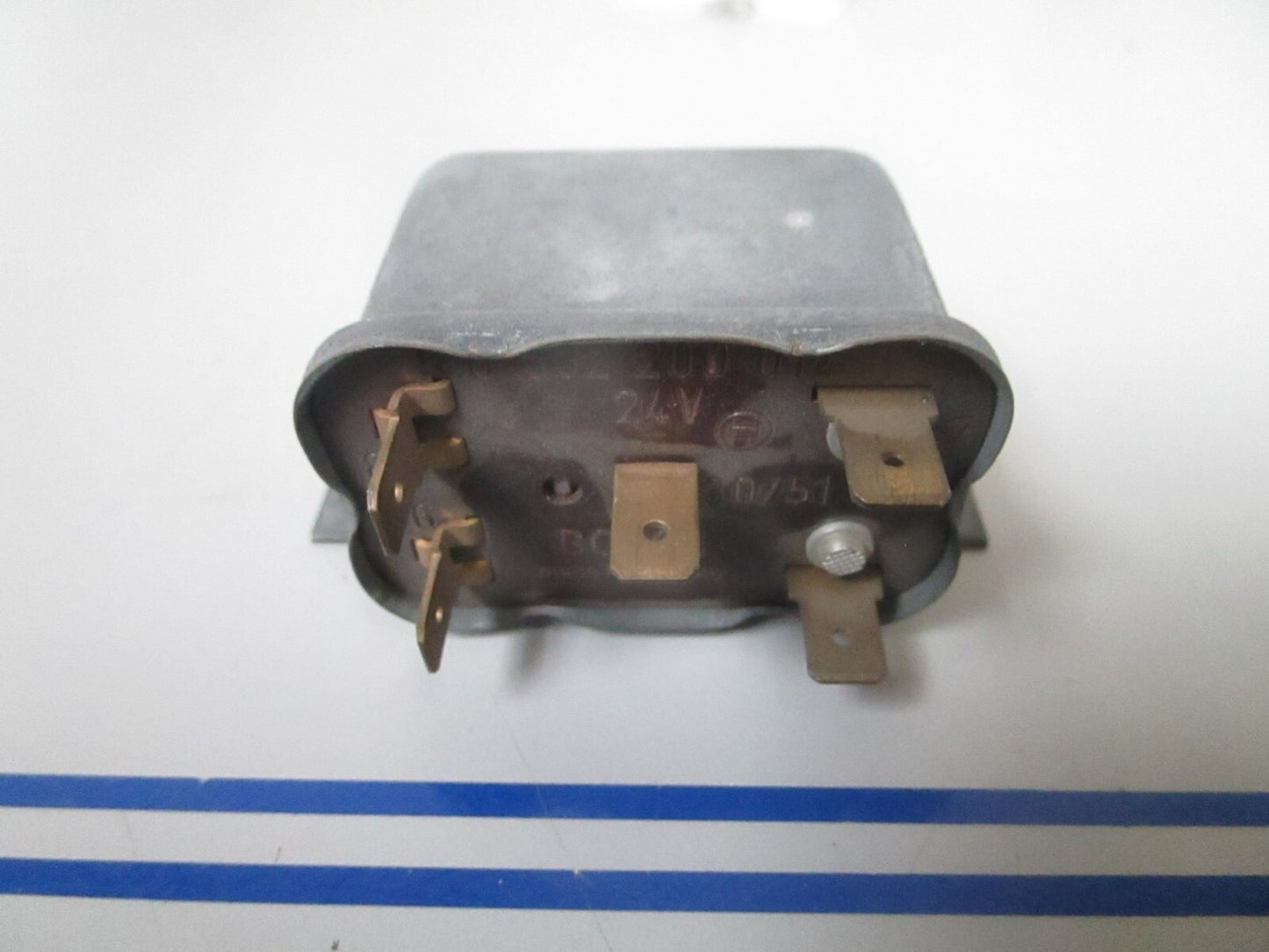 *NEW OEM* 0810 Volvo Penta Relay 873611