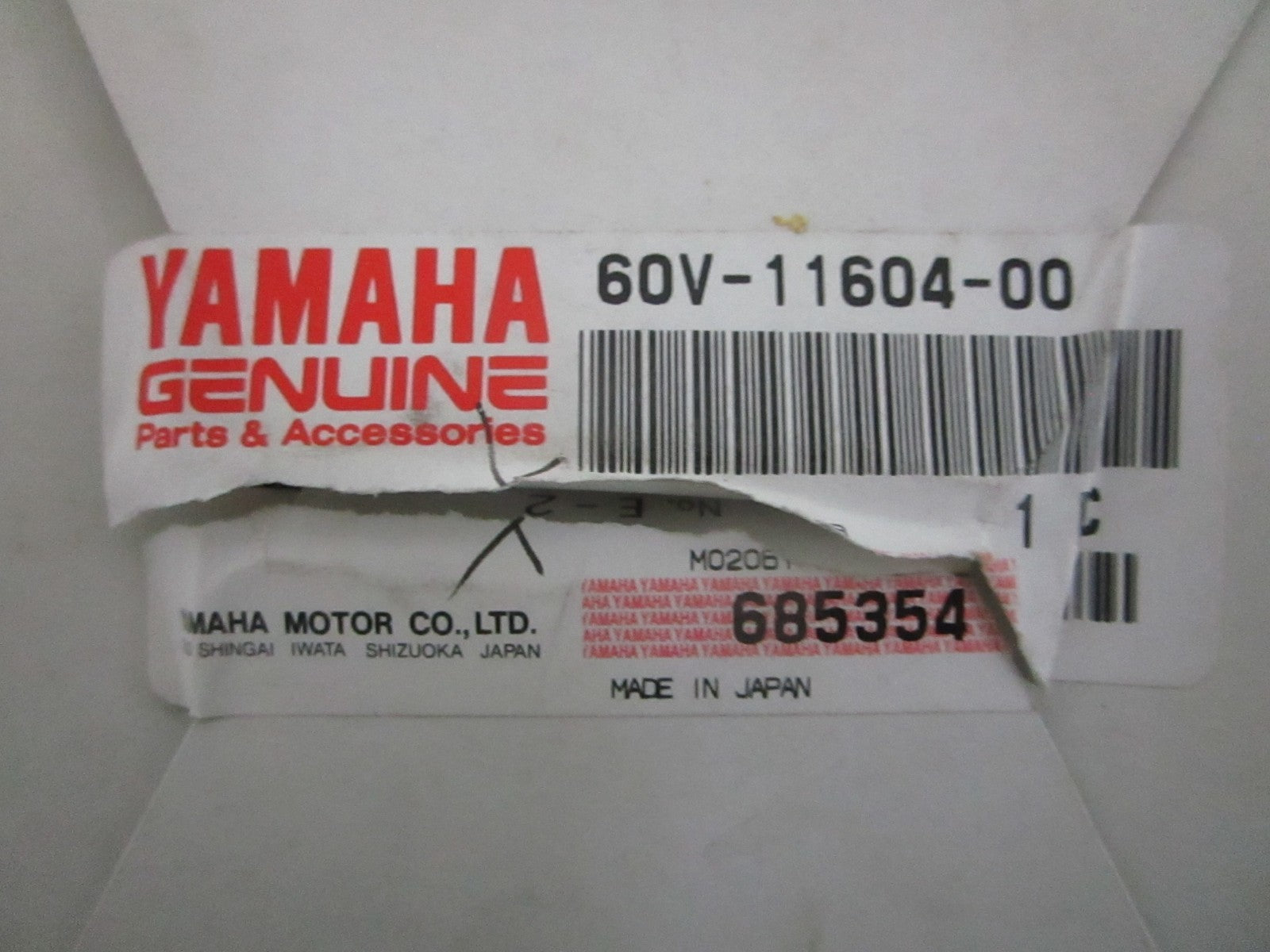 NEW OEM 60V-11604-00-00 Yamaha 2 Piston Ring Set 0820