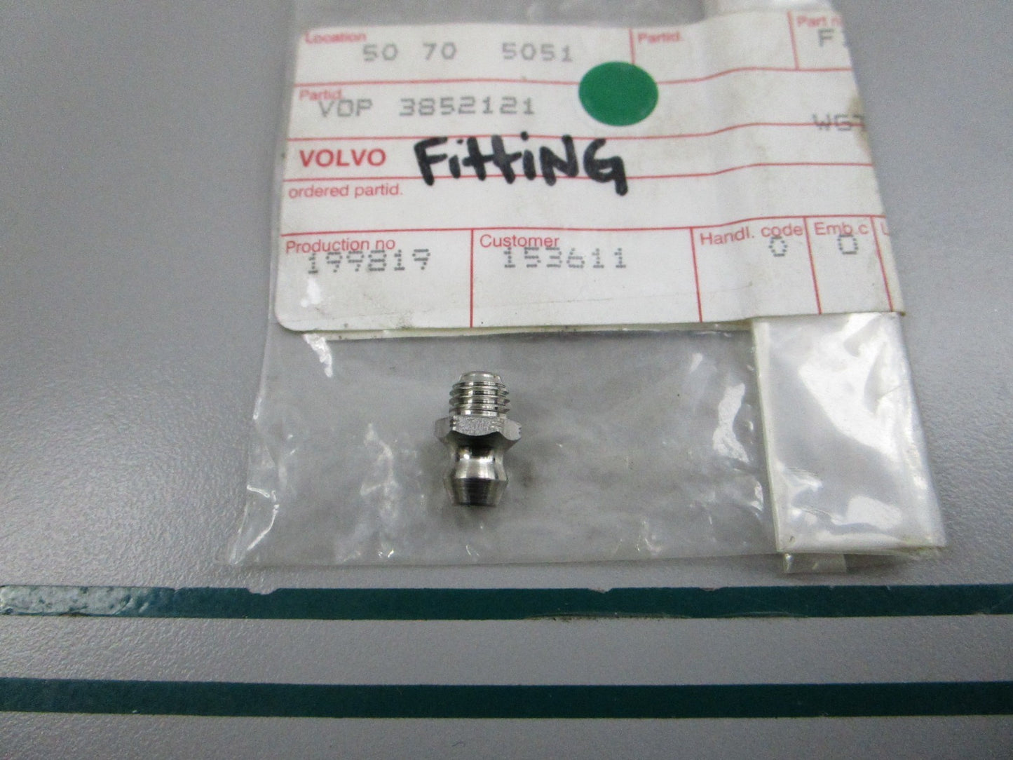 NEW OEM 3852121 Volvo Penta Fitting 0810