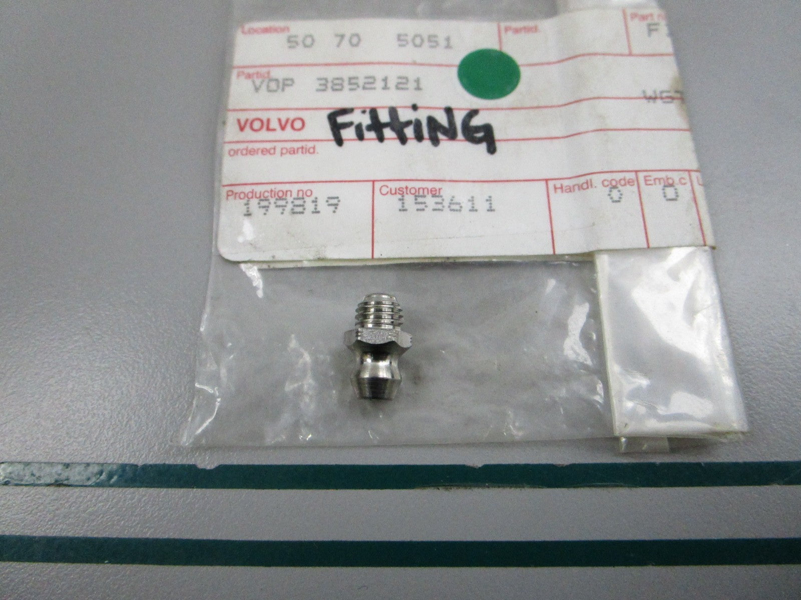 NEW OEM 3852121 Volvo Penta Fitting 0810