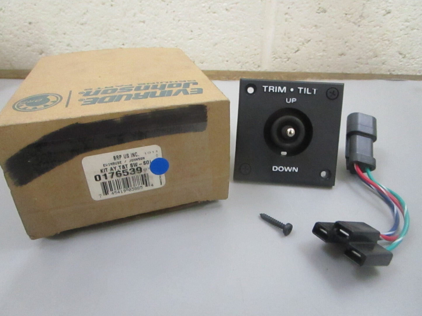 *NEW OEM* 0810 OMC Johnson Evinrude T & T Single Switch Kit Ay 176539 0176539