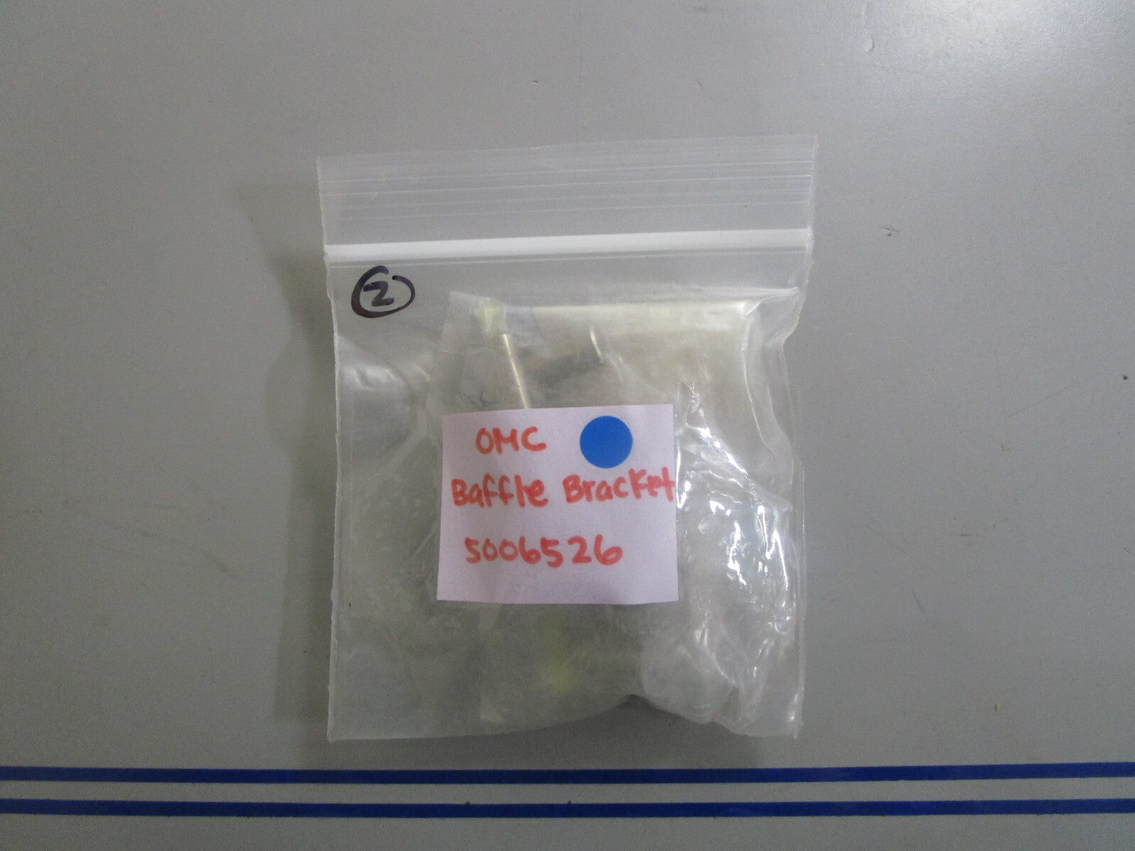 *NEW OEM* 0810 OMC Johnson Evinrude Baffle Bracket 5006526