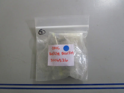 *NEW OEM* 0810 OMC Johnson Evinrude Baffle Bracket 5006526