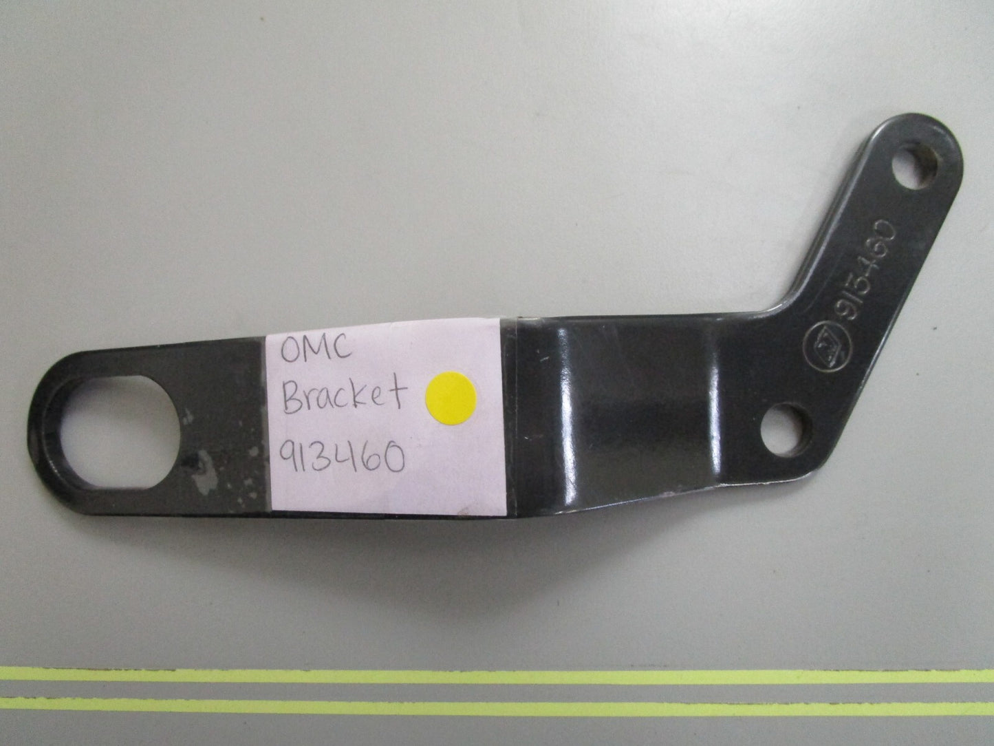 *NEW OEM* 0820 OMC Johnson Evinrude Bracket 913460 0913460
