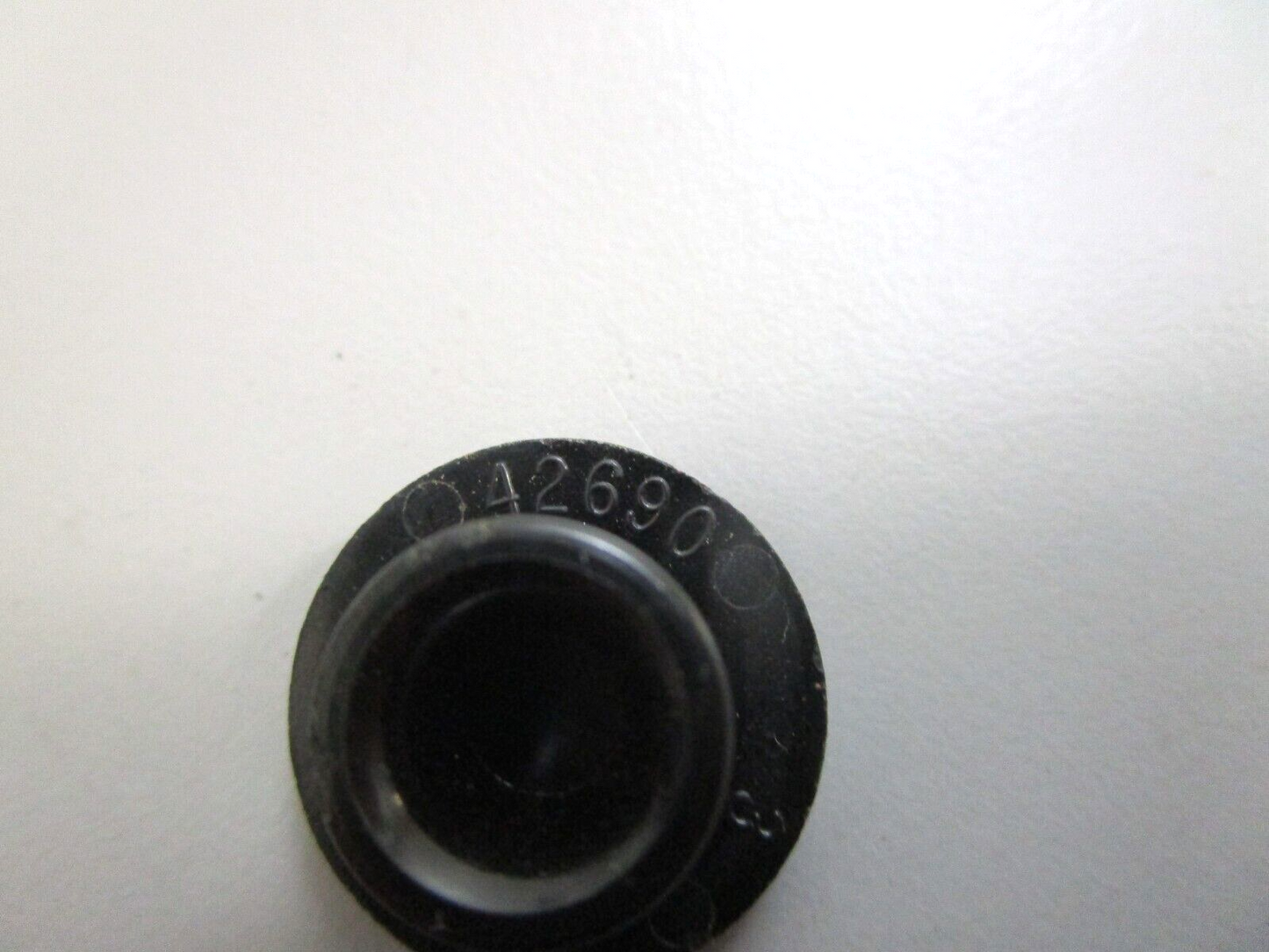 *NEW OEM* 0750 Mercury Quicksilver BUSHING 42690