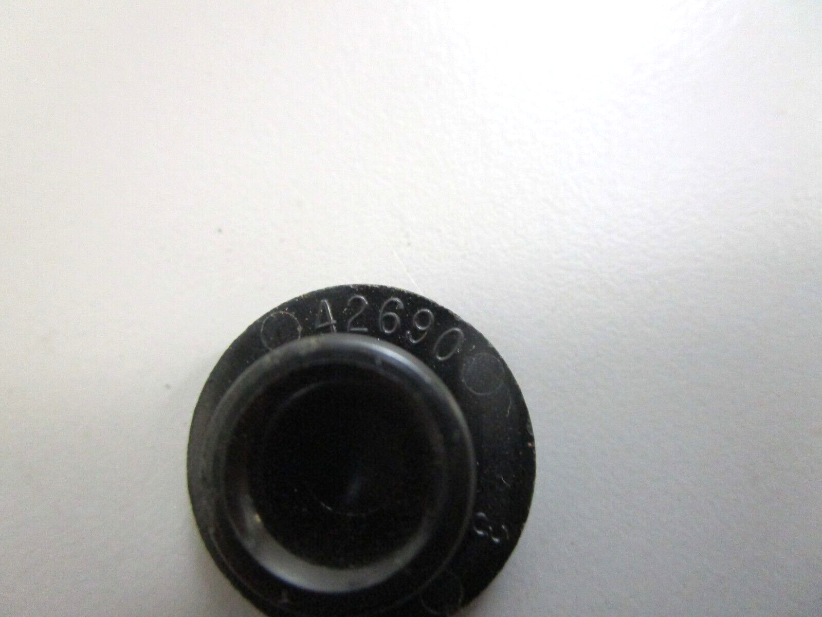 *NEW OEM* 0750 Mercury Quicksilver BUSHING 42690