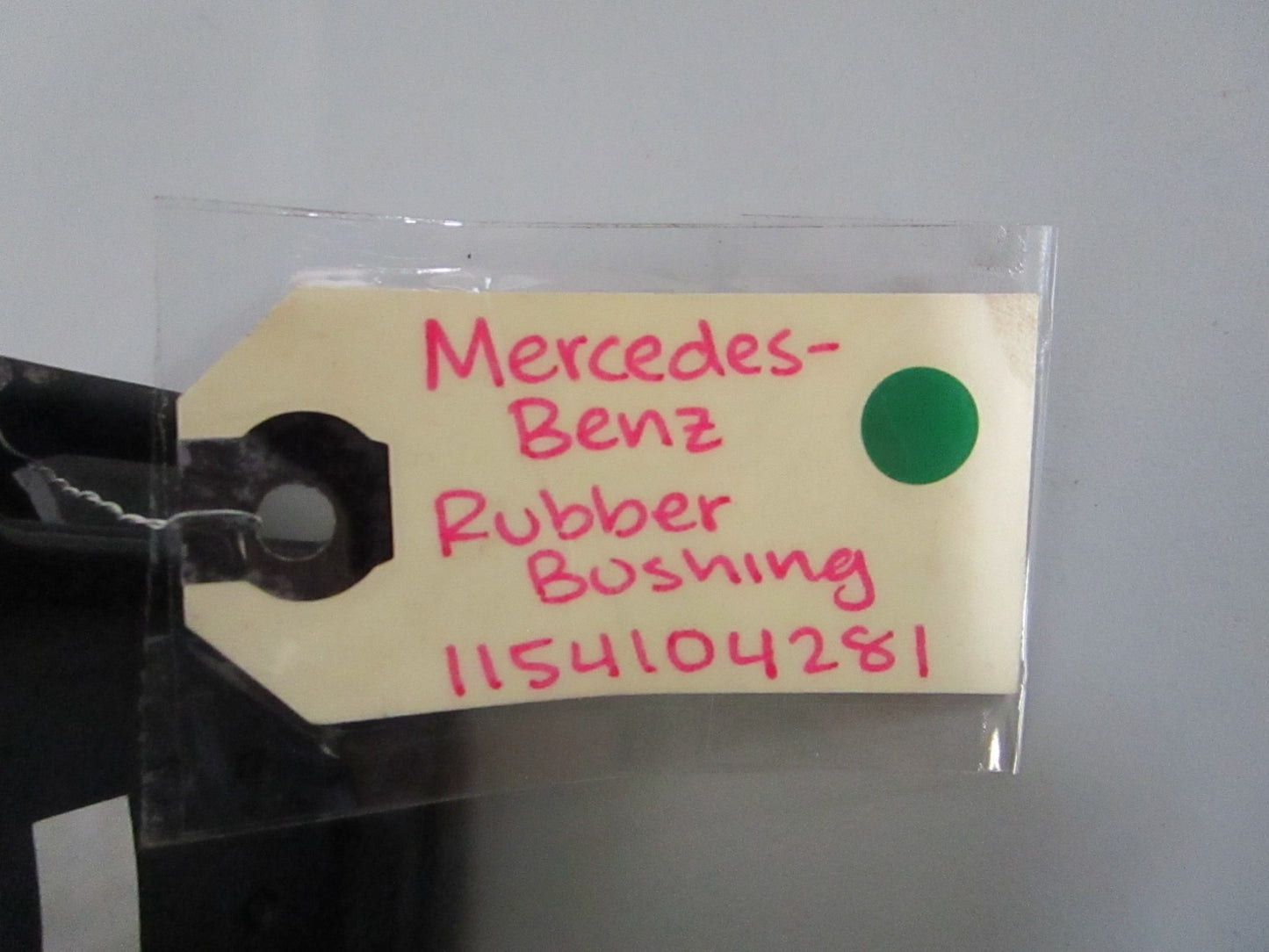 NEW OEM 1154104281 Mercedes-Benz Rubber Bushing 0820