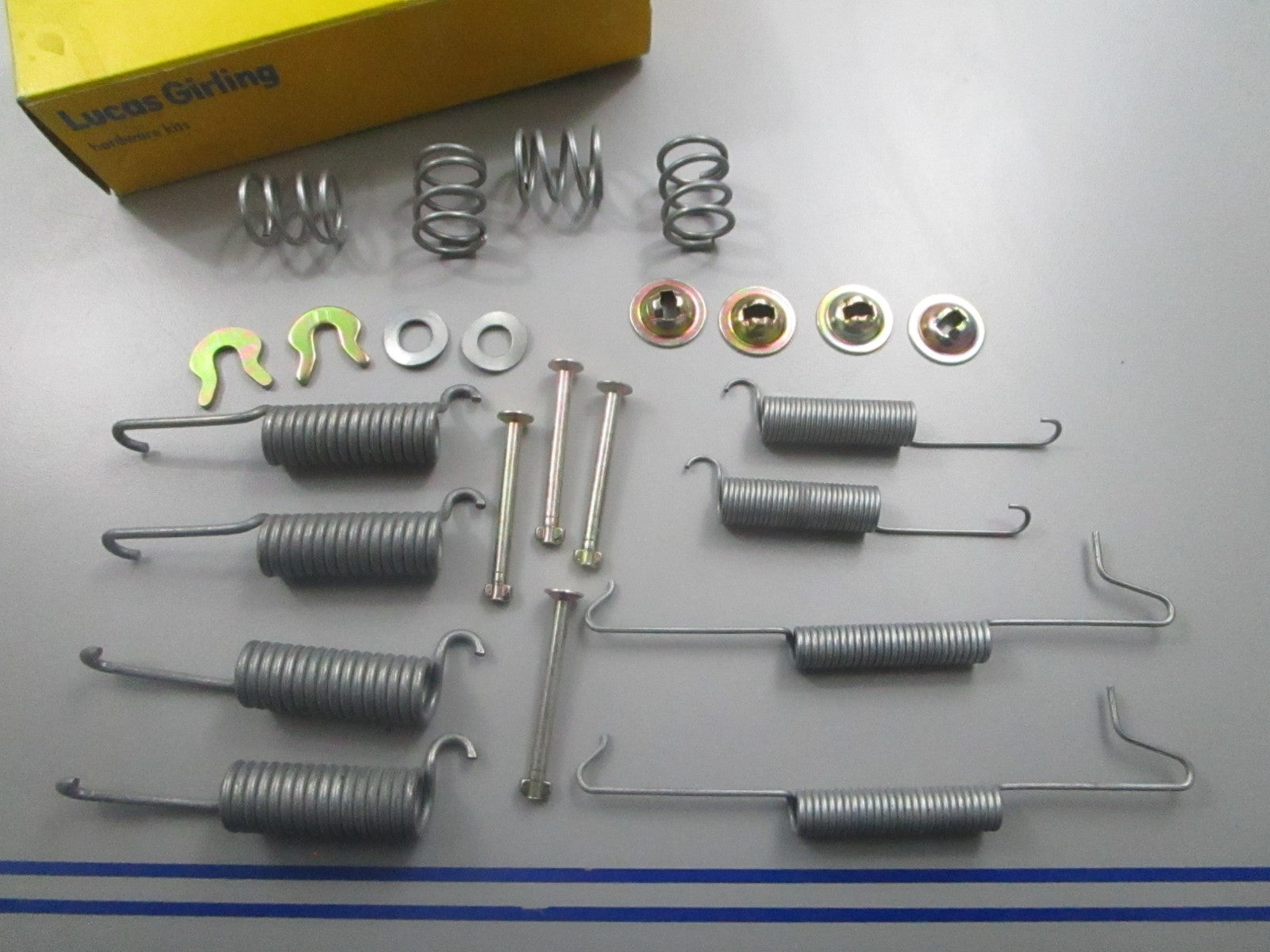 *NEW OEM* 0810 Girling Hardware Kit BK2017