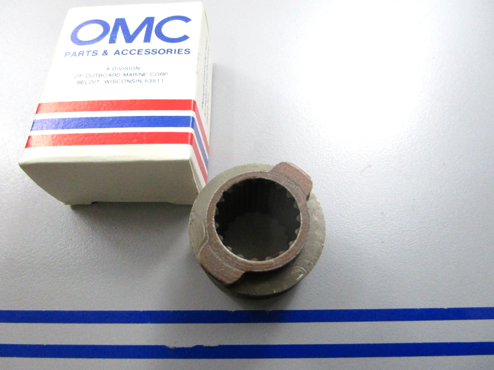 *NEW OEM* 0810 OMC Johnson Evinrude Shifter Clutch Dog 329795 0329795