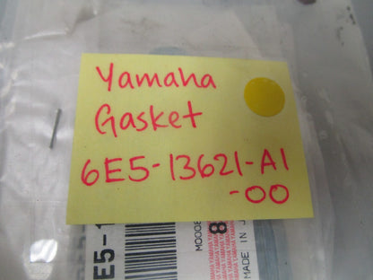 *NEW OEM* (LOT OF 2) 0810 Yamaha Gasket 6E5-13621-A1-00