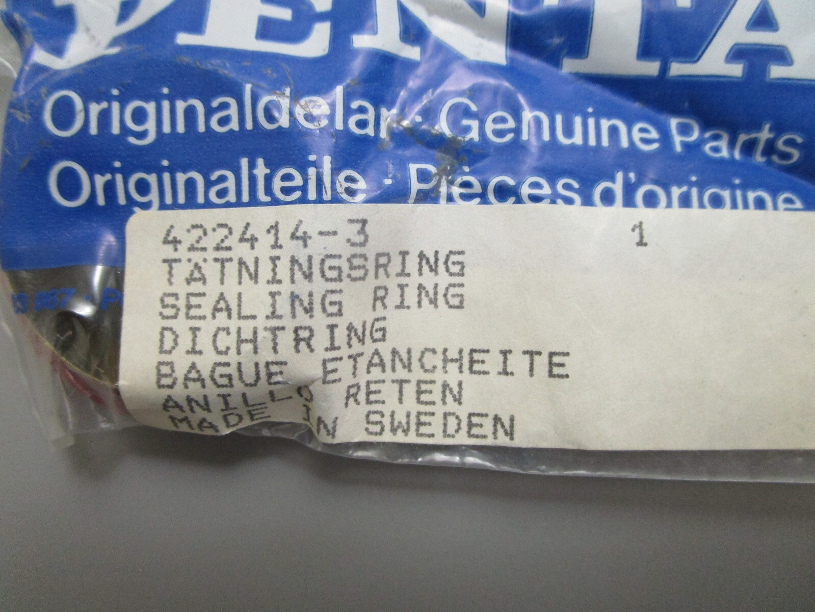 *NEW OEM* 0810 Volvo Penta Sealing Ring 422414