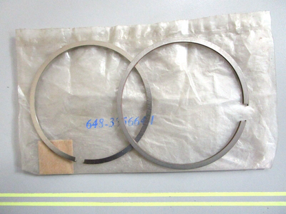 *NEW OEM* 0750 OMC Johnson Evinrude 2 PISTON RING SET 385664 0385664