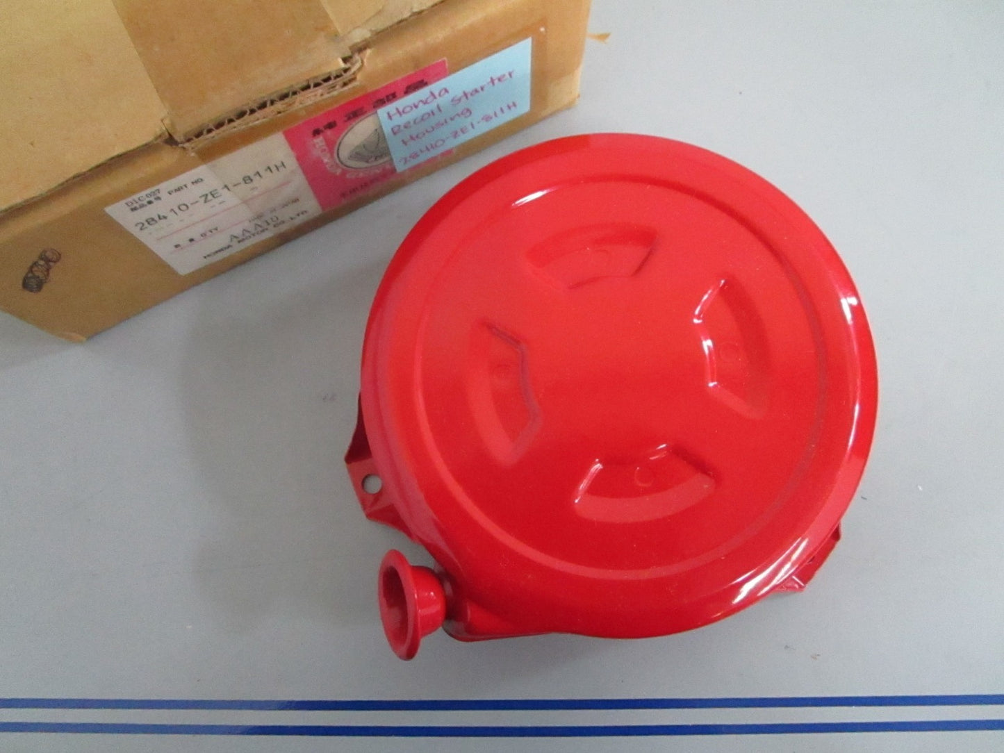 *NEW OEM* 0820 Honda Recoil Starter Housing 28410-ZE1-811H