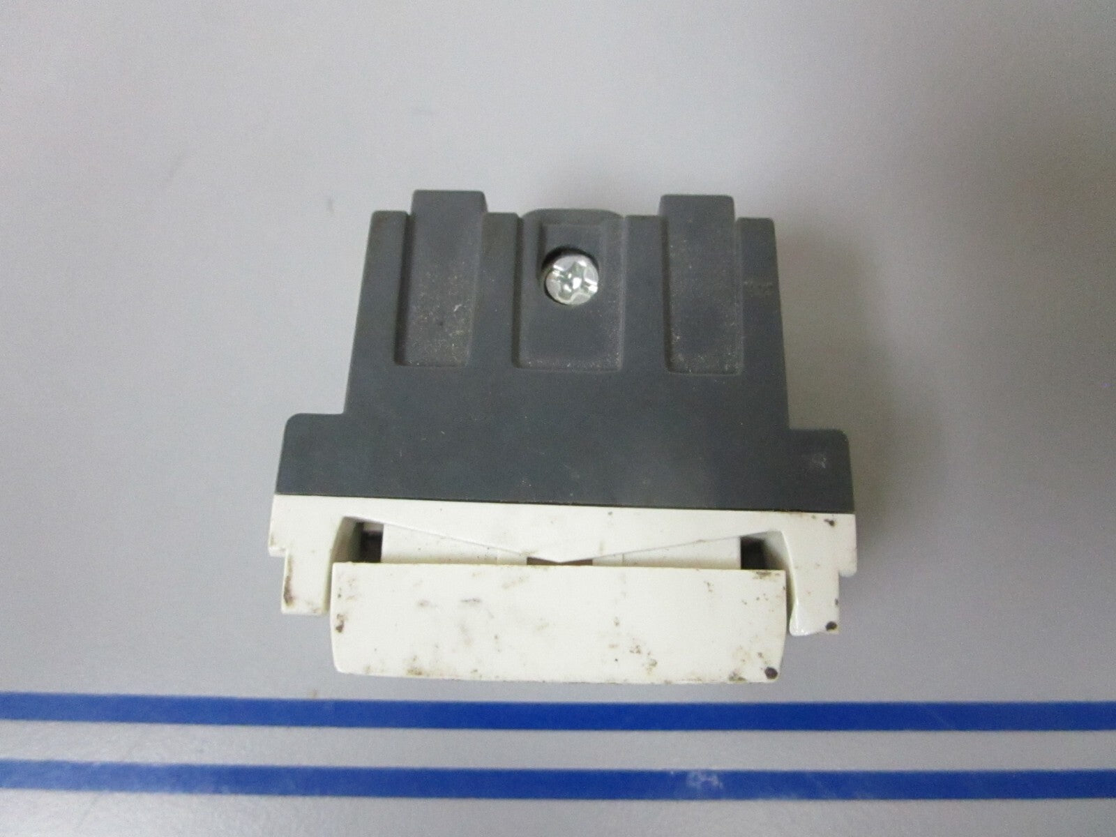 *NEW* 0810 Vimar 10A 250V Switch 16150