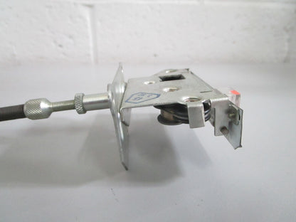 NEW OEM 1142700352 Mercedes-Benz Gear Display 0820
