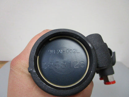 *NEW OEM* 0720 Volvo Penta Power Steering Actuator 3858128 21910902