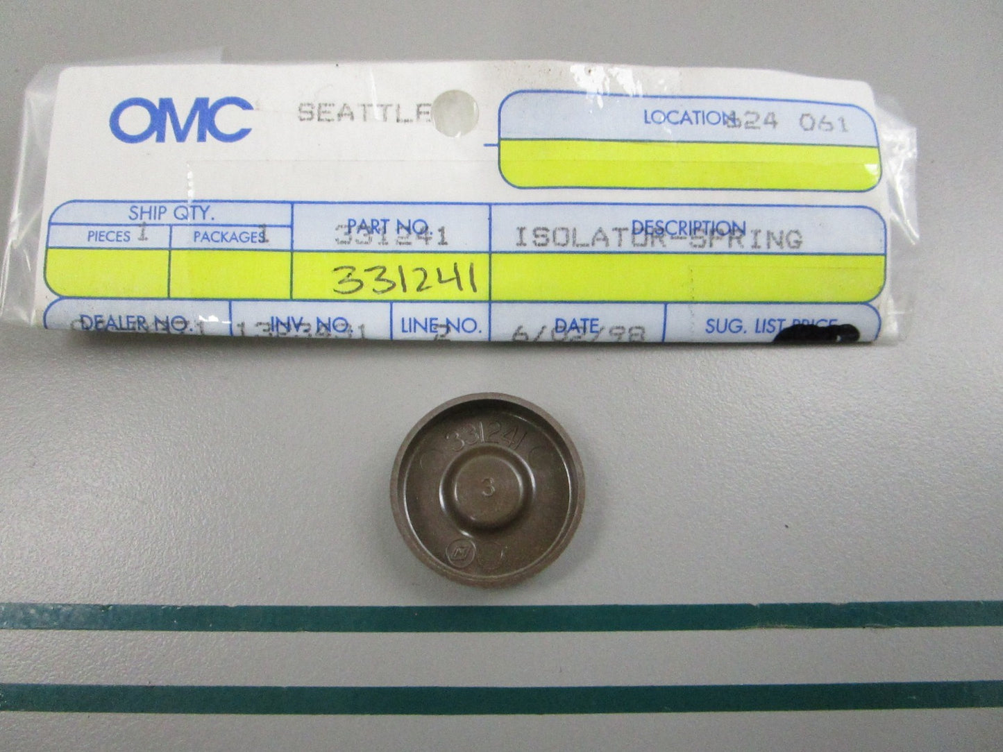 NEW OEM 331241 0331241 OMC Johnson Evinrude Isolator 0810