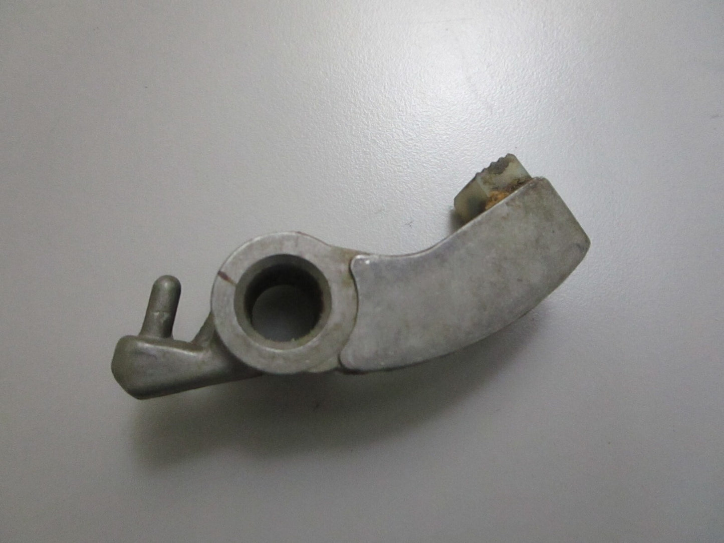 *NEW OEM* 0810 OMC Johnson Evinrude Detent Arm 308040 378754