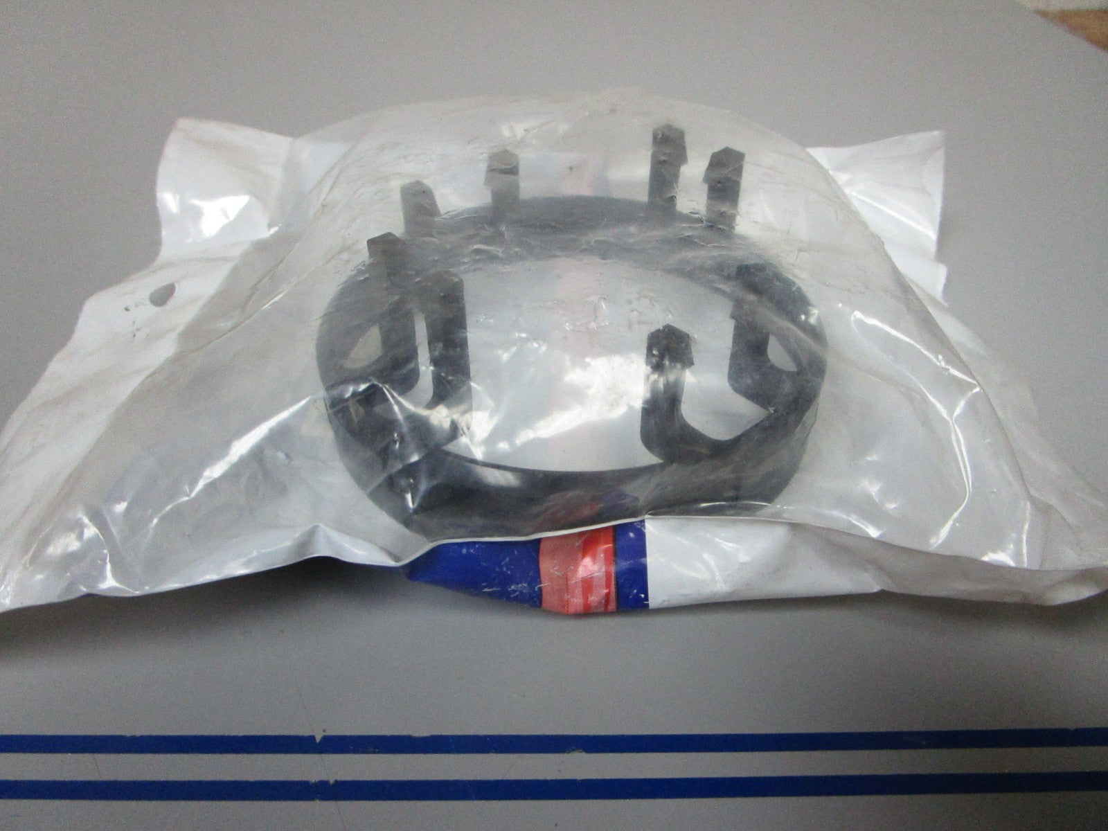 *NEW OEM* 0720 OMC Johnson Evinrude Shooter Weed Ring 126669 0126669