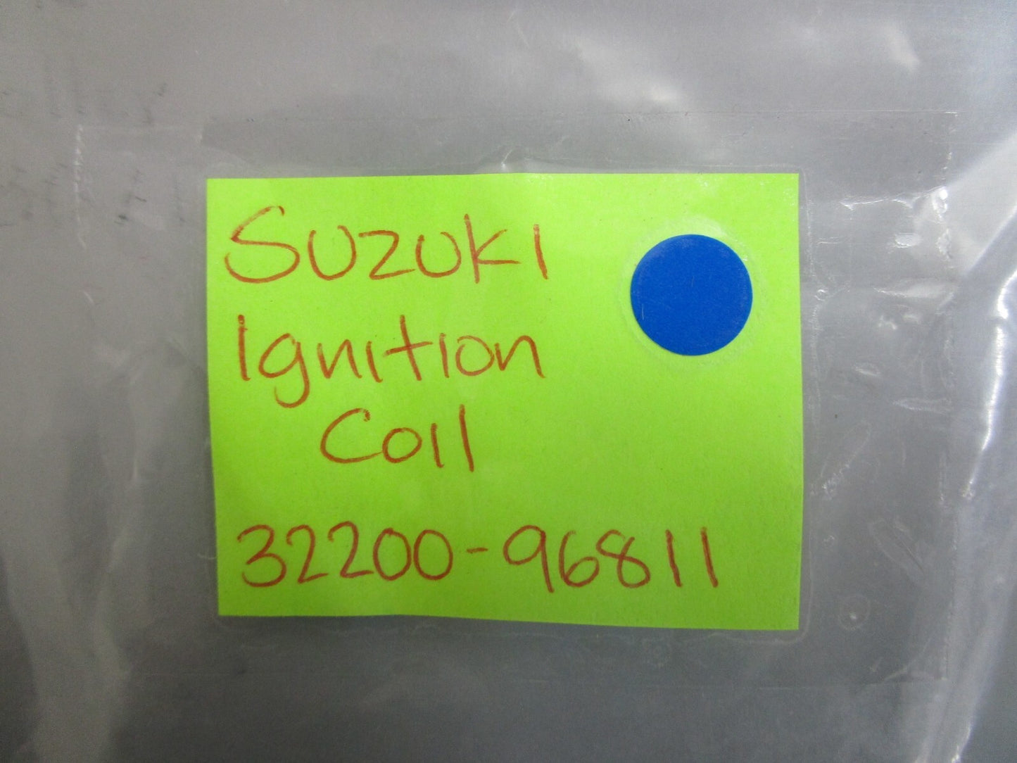 *NEW OEM* 0820 Suzuki Ignition  Coil 32200-96811
