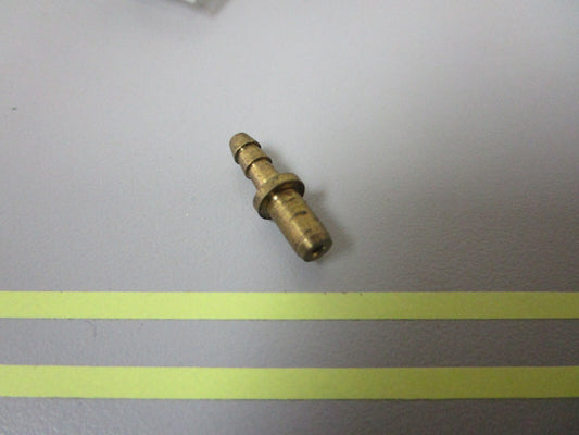 *NEW OEM* 0810 OMC Johnson Evinrude Nipple 353862 0353862