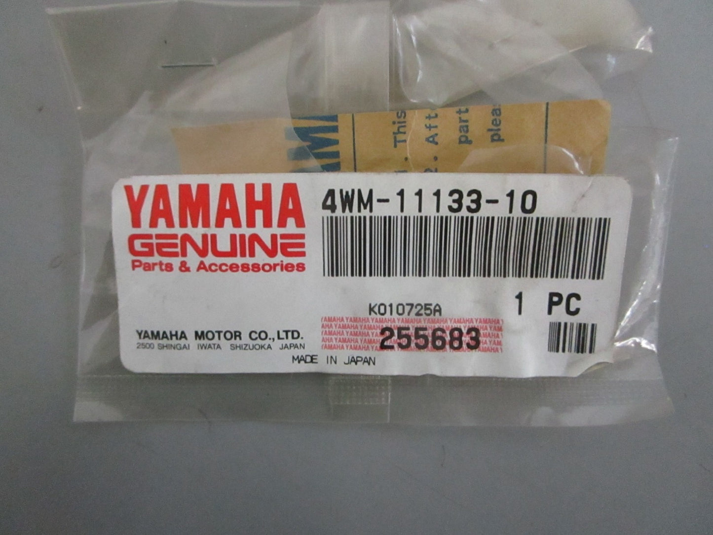 NEW OEM 4WM-11133-10-00 Yamaha Valve Guide 0820