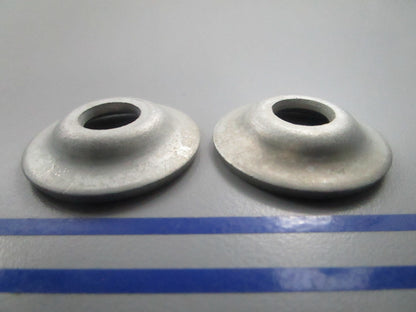 NEW OEM (LOT OF 2) 307561 337017 OMC Johnson Evinrude Swivel Plate 0810