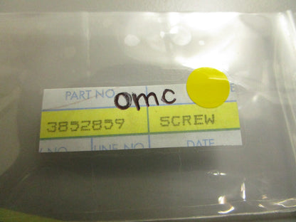 *NEW OEM* 0810 OMC Johnson Evinrude Screw 3852859