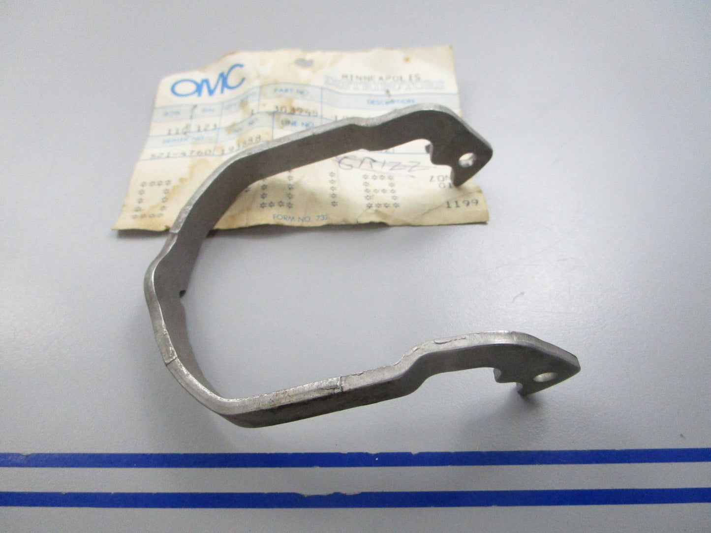 NEW OEM 303948 0303948 OMC Johnson Evinrude Reverse Locking Lever 0810