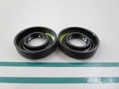 NEW OEM (LOT OF 2) 93106-14001-00 Yamaha Oil Seal 0810