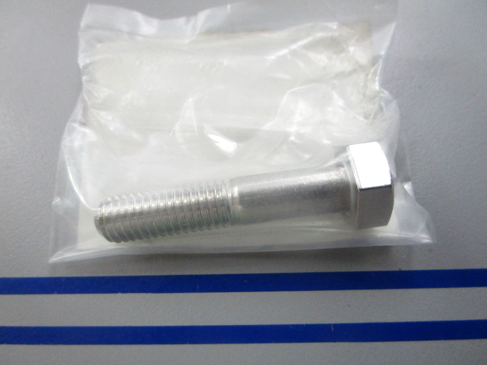 NEW OEM 916103-0840 Tohatsu Bolt 0810