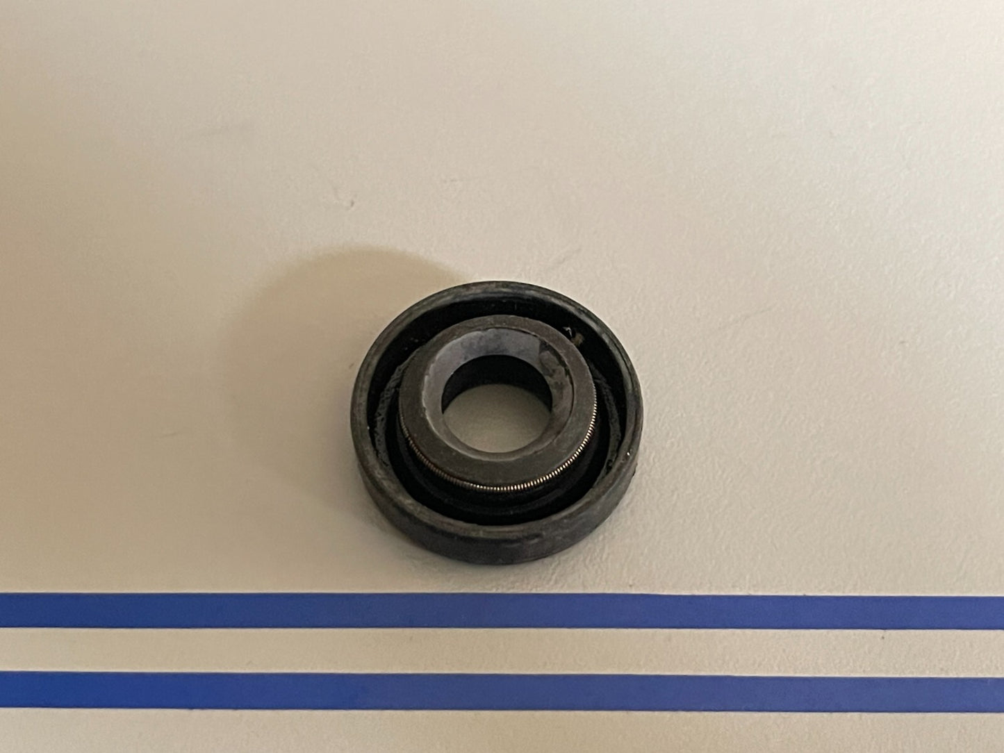 *NEW OEM* 0810 Mercury Quicksilver Seal 26-F318307