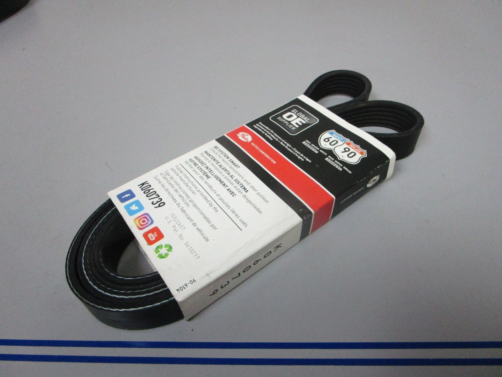 NEW K060739 Gates Micro-V 13/16" x 74 ½" Serpentine Belt 0720