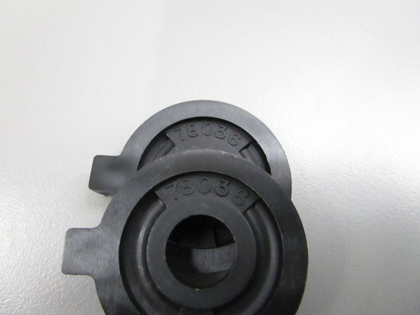 NEW OEM (LOT OF 2) 78036 Mercury Quicksilver Reverse Locking Base 0810