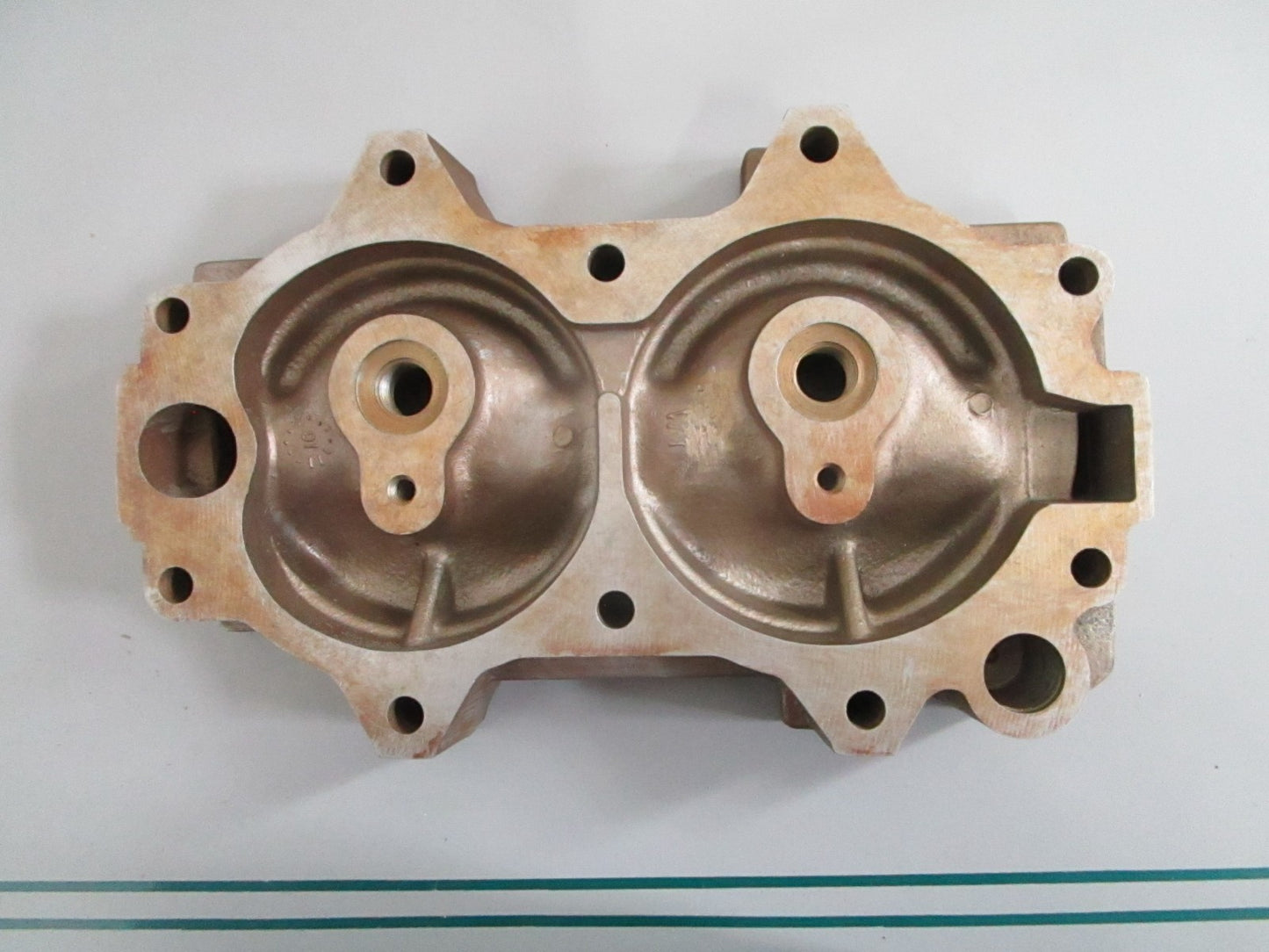 NEW OEM 900-F691518-1 Mercury Quicksilver Cylinder Head 0820